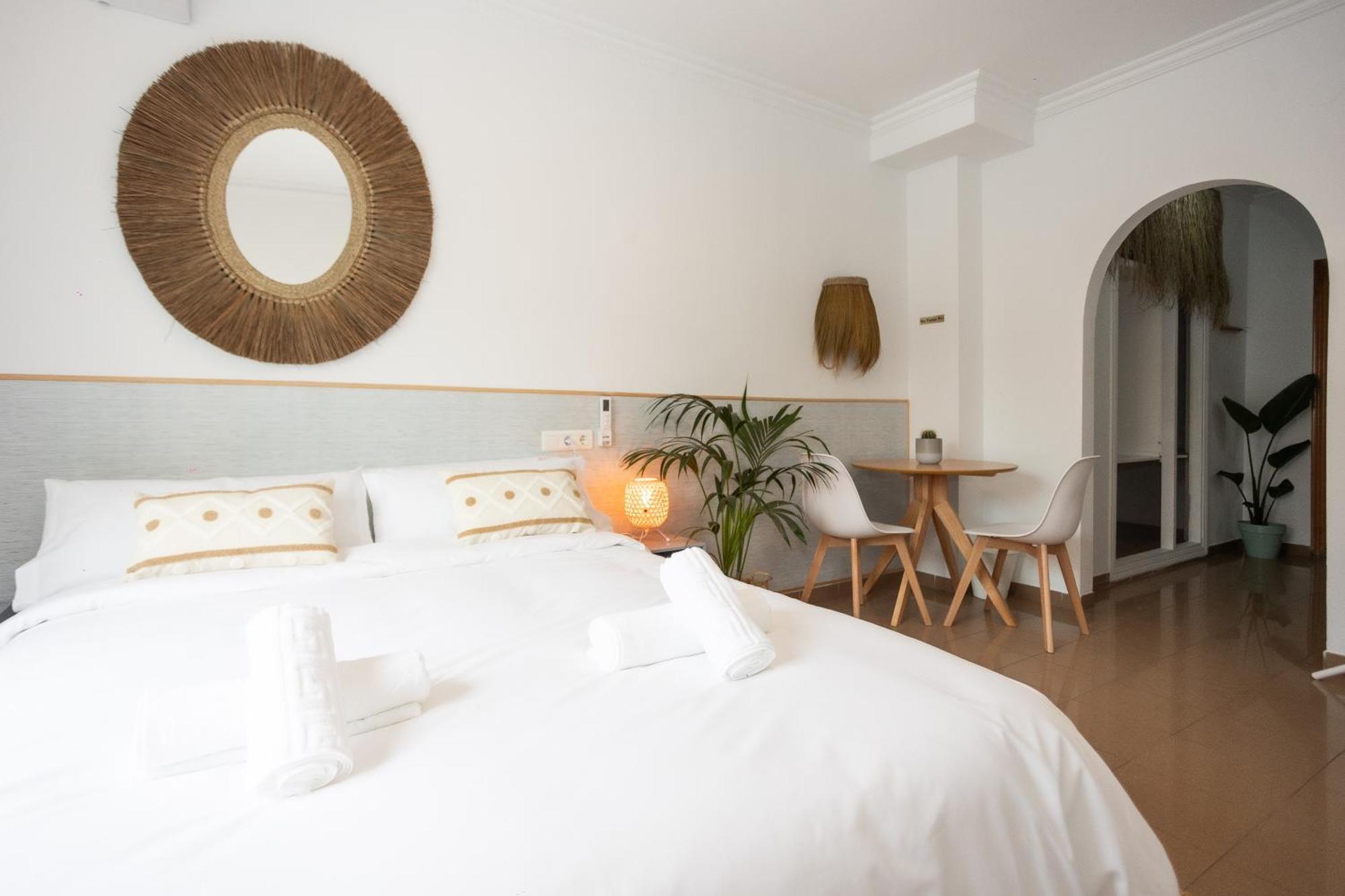 Naim Guest House Nerja Exteriér fotografie
